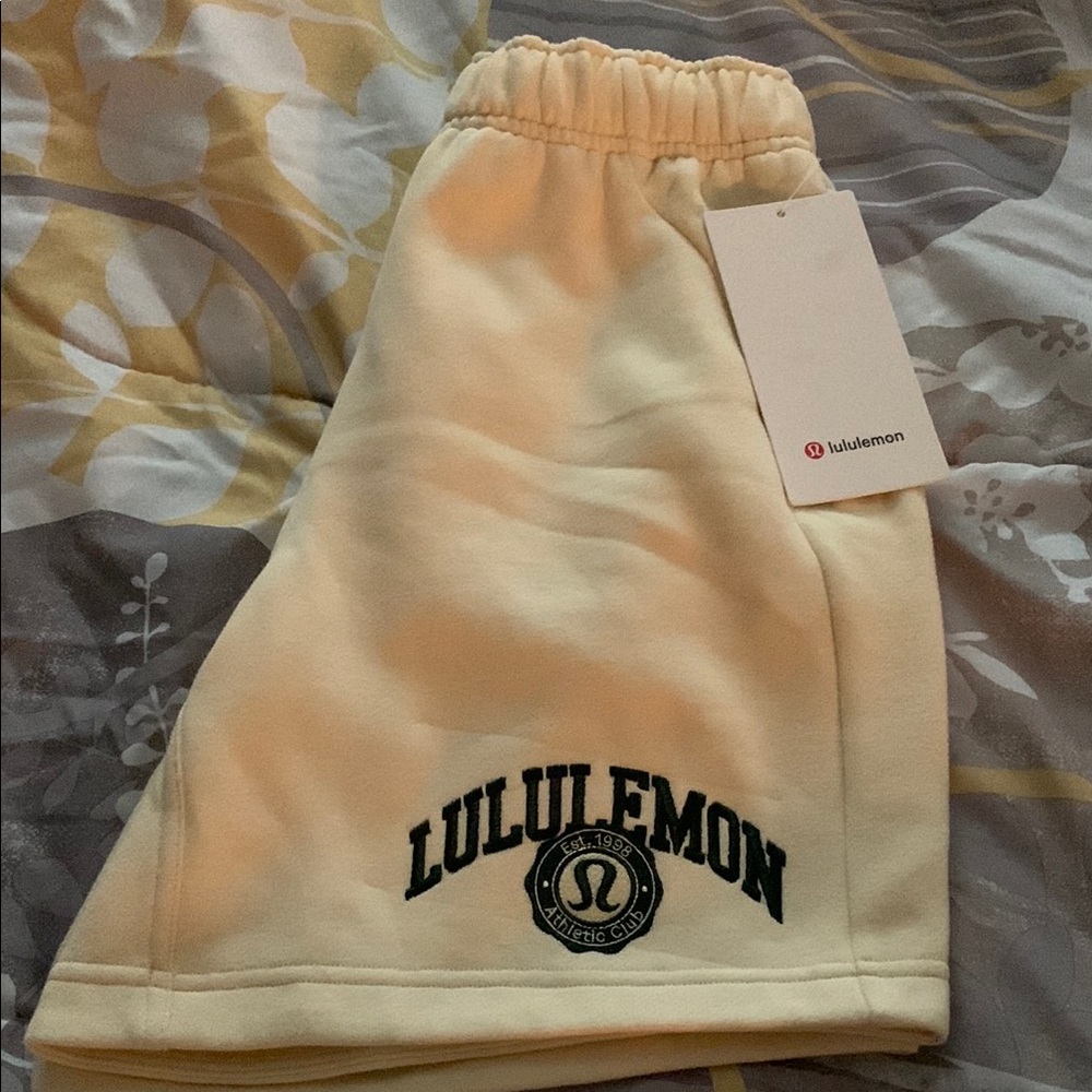 Lululemon Athletica Cream Athletic Shorts - Picture 5 of 8